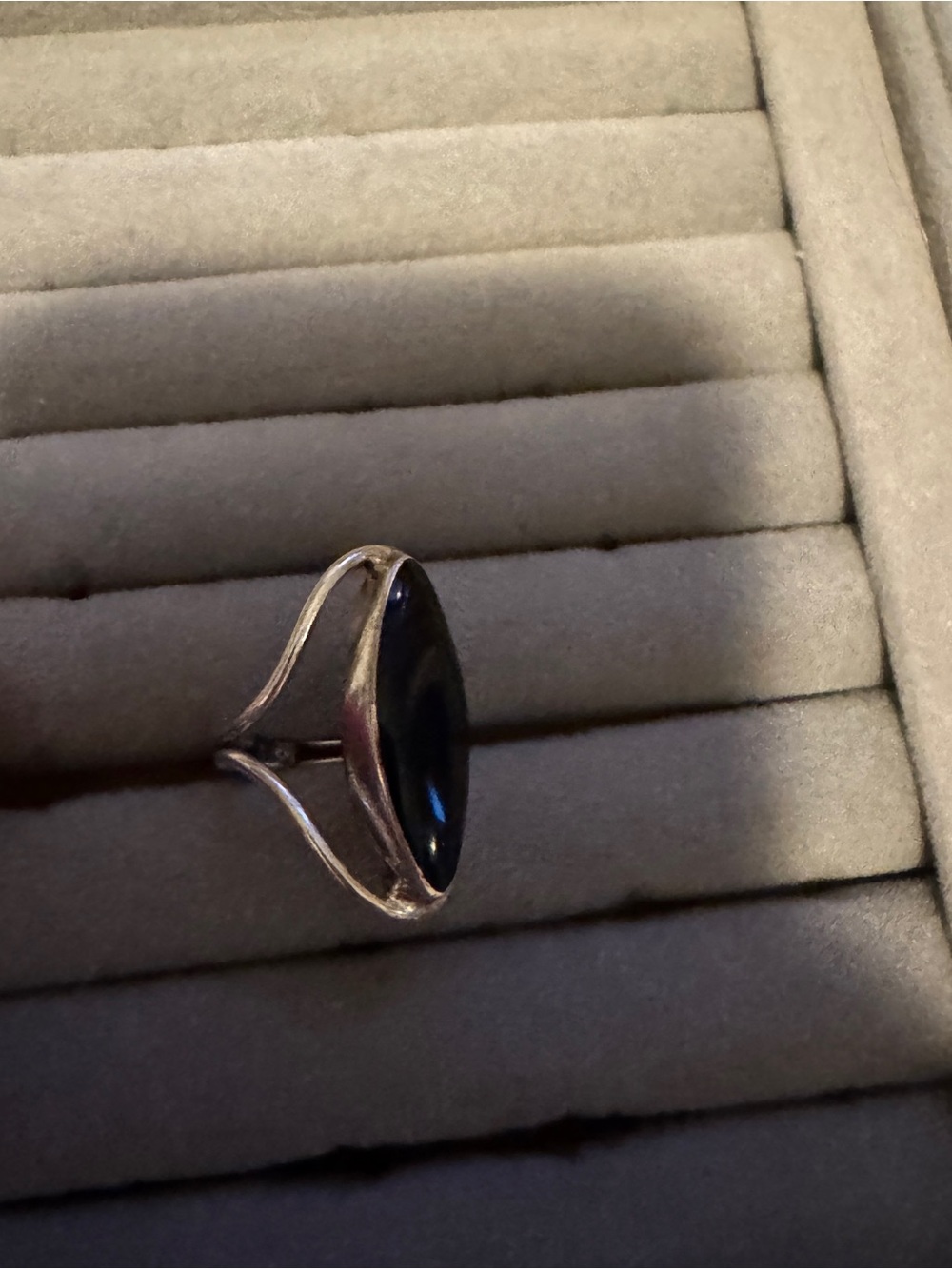925 Sterling Elegant Marquise Black Stone unisex Open-Frame Ring vintage